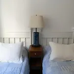 Esmeralda Studio